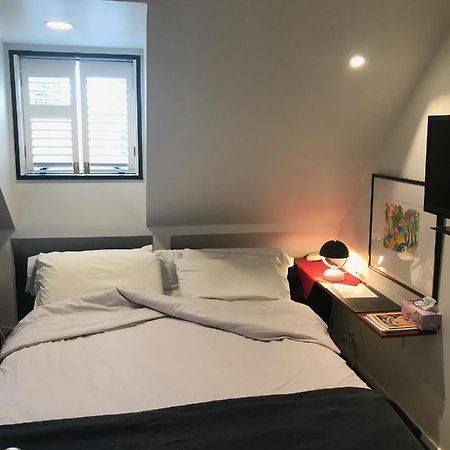 Pryor Haven Chalet Green Retreat In A Lovely Place Christchurch Eksteriør bilde